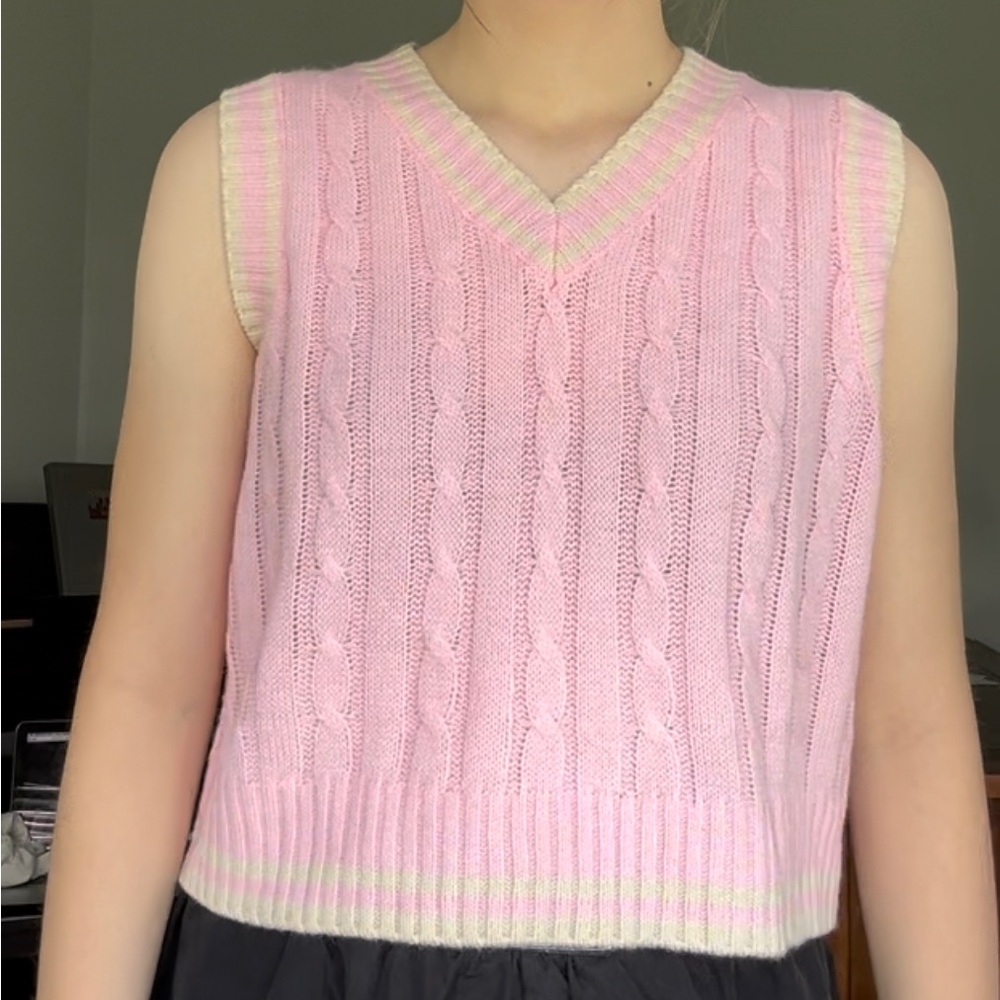 SHEIN cropped sweater vest